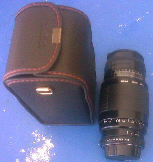 LENS SIGMA   ZOOM  75 -300    1:4.5~ 5.6 (made in japan)