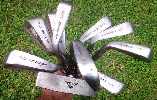 GOLF CLUBS  DUNLOP DIAMOND  3,4,5,6,7,8,9 ,P W +SW+ PUTTER OPERATOR