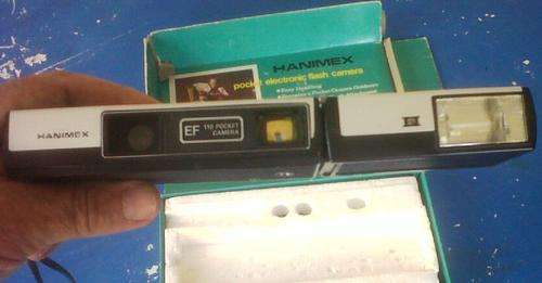 VINTAGE  HANIMEX  POCKET  CAMERA