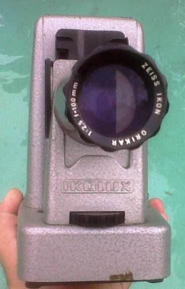 ANTIQUE -VINTAGE SLIDE PROJECTOR  ZEISS LCON  (WORKING)