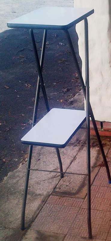 VINTAGE PROJECTOR FOLDING TABLE