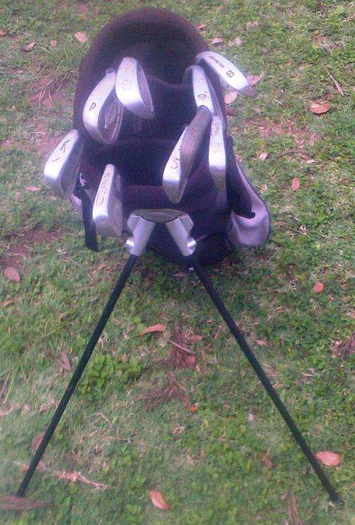 GOLF CLUBS  ASSORTED MAKES +  BAG  IRONS  3-9  +PW +SW