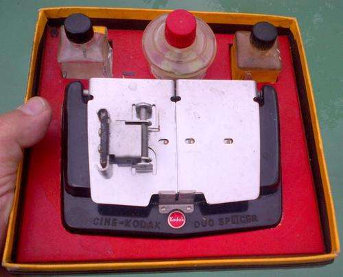 VINTAGE  KODAK  SPLICER + GLUE BOTTLES