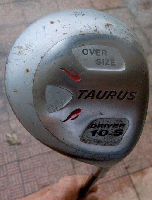 GOLF DRIVER TAURUS  OVER SIZE