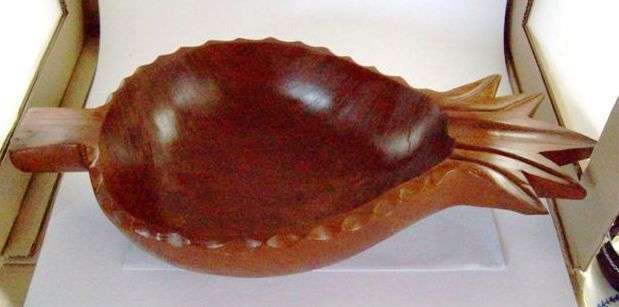 STUNNING WOOD BOWL (teak Pineapple shaped)