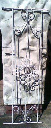 VINTAGE BURGLAR BAR  (aprox 500mm widex1380mm long)