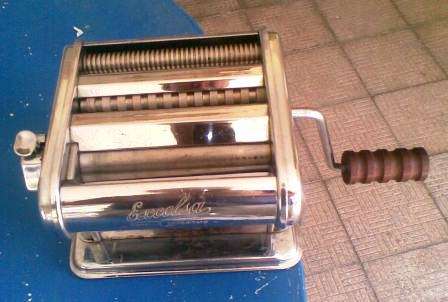 VINTAGE PASTA MACHINE (ESCCELSA MODELLO DEPOSITATO)