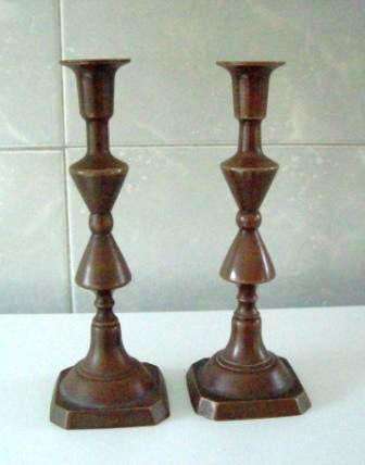 STUNNING ELEGANT ALL BRASS CANDLE HOLDERS (PAIR)