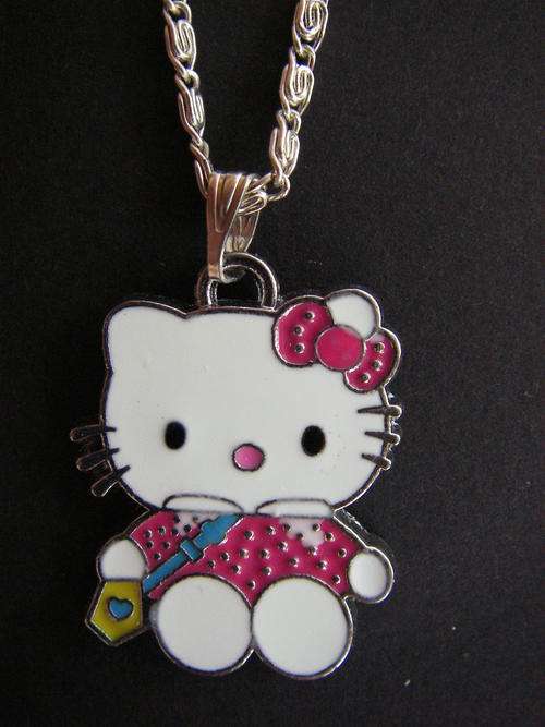 pink hello kitty pendant necklace chain with blue flute