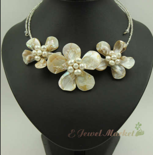 Beautiful Genuine Shell and faux pearl flower necklace