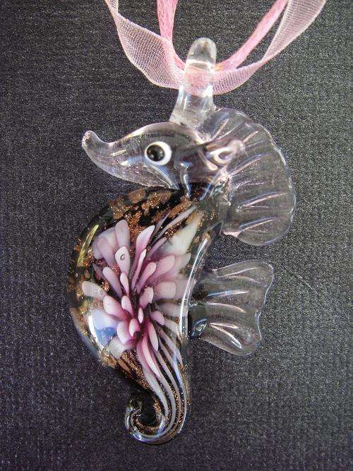 Shades of pink glass lampwork seahorse pendant with short snout