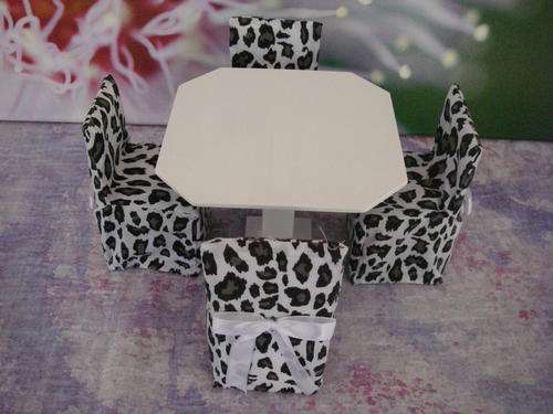 Black & white leopard spotted 4 seater dining room table and chairs