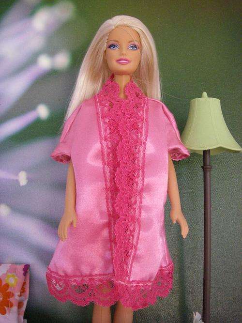 Bright pink satin & lace nightie with matching gown, bedclothes, sleep wear