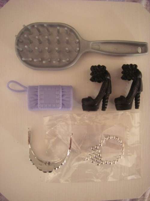 Personal accessory packs for Barbie dolls, brush, black shoes, necklace, tiara, handbag