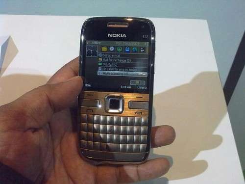 Nokia E72 Gold Edition