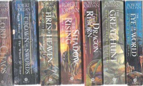 The wheel of Time volumes 1 to 7 paperbacks by Robert Jordan