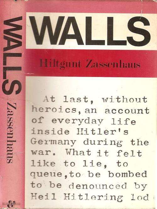 Walls  By: Hiltgunt Zassenhaus