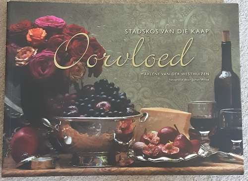 Oowloed, Stadskos Van Die Kaap by Marlene Van Der Westhuizen