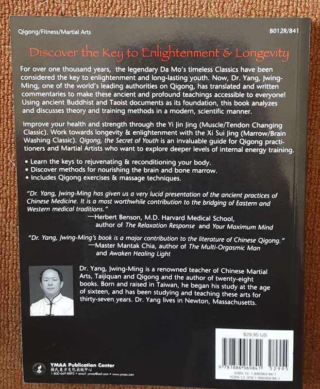 Qigong The Secret of Youth by Dr Yang, Jwing-Ming