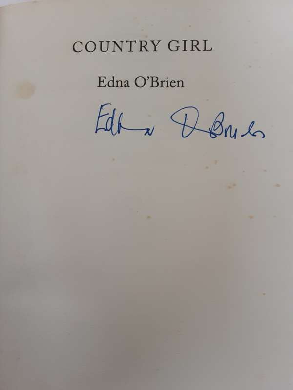 Country Girl A Memoir by Edna O`Brien ***Signed Copy ***