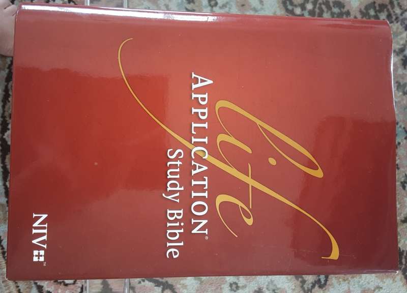 Life Application Study Bible NIV **As New**