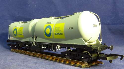 Hornby OO R6311 Depressed centre tanker