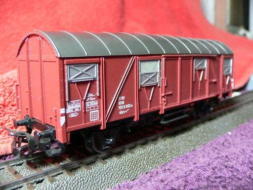 Marklin HO covered goods wagon.