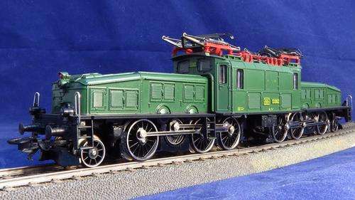 Marklin 3056 Swiss Crocodile. Analogue. Sought after loco