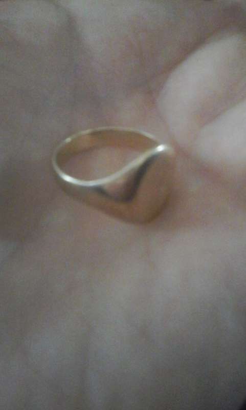 SIGNET RING 9ct Gold Ladies/Gents