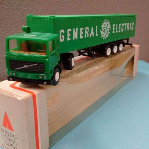 Albedo Volvo Lorry- 1/87 Scale