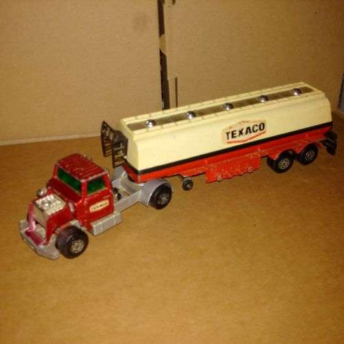 Matchbox Superkings Ford LTS Tractor & Tanker