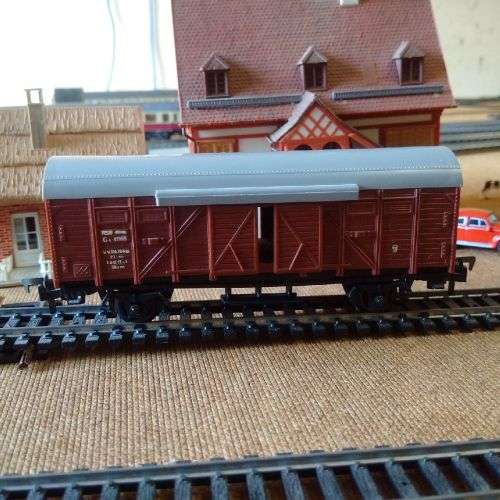 NSB Goods Van with Working Sliding Doors - HO SCale