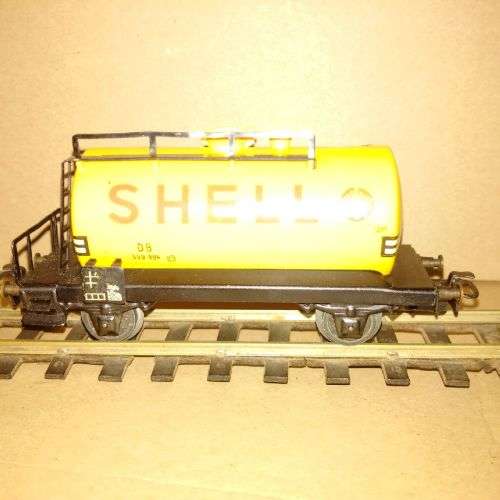 Märklin DB Shell Tank Wagon - HO Scale