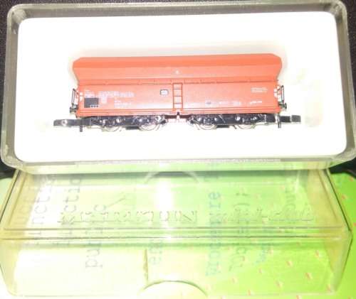 Märklin DB Self Unloading Coal Hopper - Z Gauge