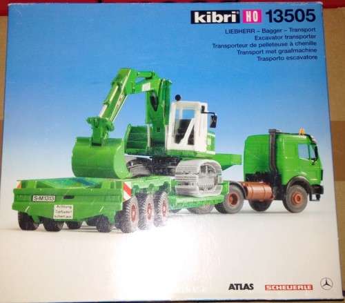 Kibri Abnormal Load Lorry with Liebherr Excavator Building Set - HO Scale