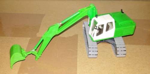 Kibri Abnormal Load Lorry with Liebherr Excavator Building Set - HO Scale