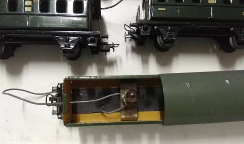 Marklin 4 x Vintage DR Coach Lot - HO scale