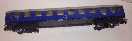 Marklin DB 1st Class Coach - HO Scale - INCOMPLETE