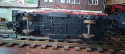 Lima Refrigerated Van- HO scale