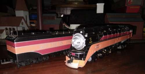 Bachmann GS4 4-8-4 Steam Locomotive `Daylight` - NON RUNNER - HO Scale