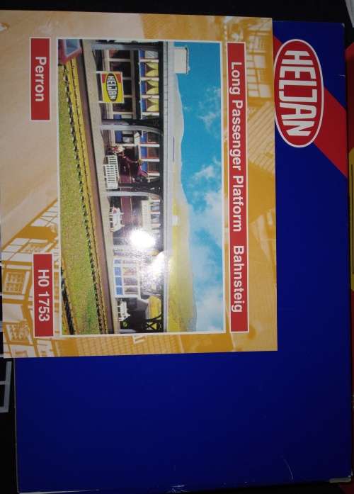 Airfix Telephone Poles- HO / OOScale