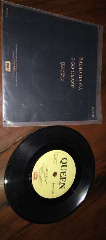 Queen: Radio Gaga /  I Go Away - 7 Single