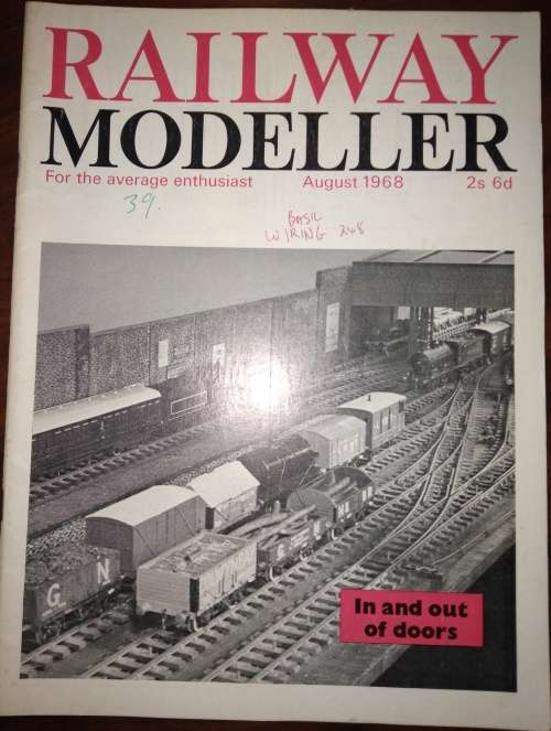 Vintage Railway Modeller Magazine - August 1968 - OO Scale