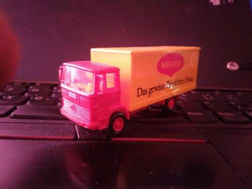 Prep Mercedes Benz Truck - Maggi - Price Adjusted for BobShop Shipping