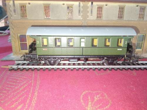Märklin DB 2nd Class Coach - HO AC - Price Adjusted for BobShop Shipping