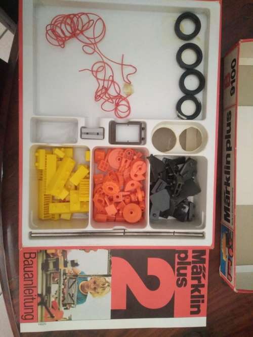 Märklin Plus Construction Sets x 2 - Missing Items