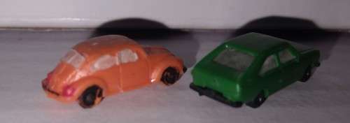 2 x Z Scale Cars - Set E