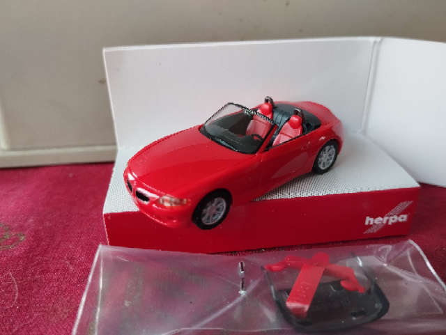 Herpa BMW Z4 Roadster - 1/87 Scale