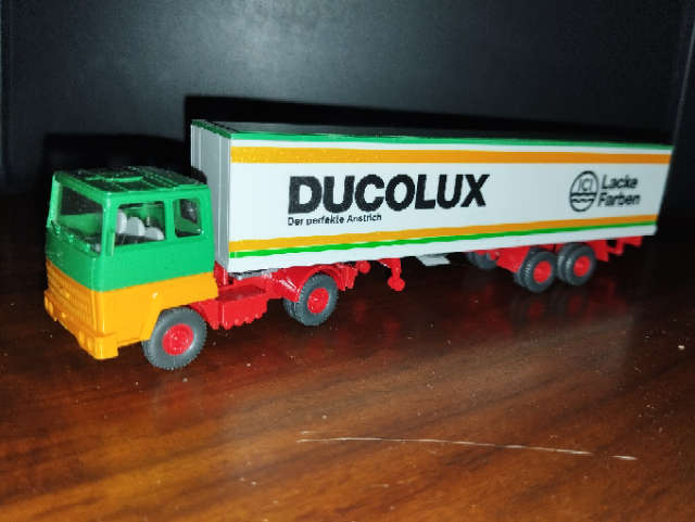 Wiking Ford Lorry - Ducolux  - 1/87 Scale