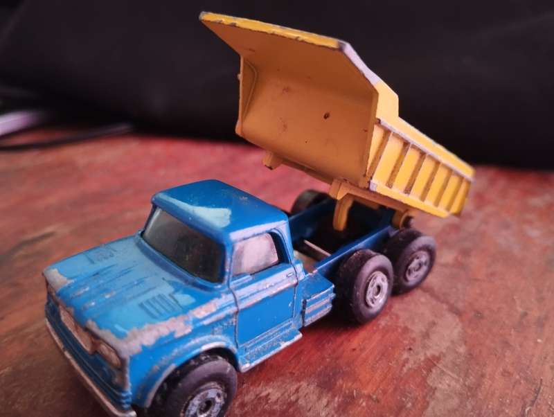 Lesney Matchbox Dodge Dumper Truck - No 48 Superfast